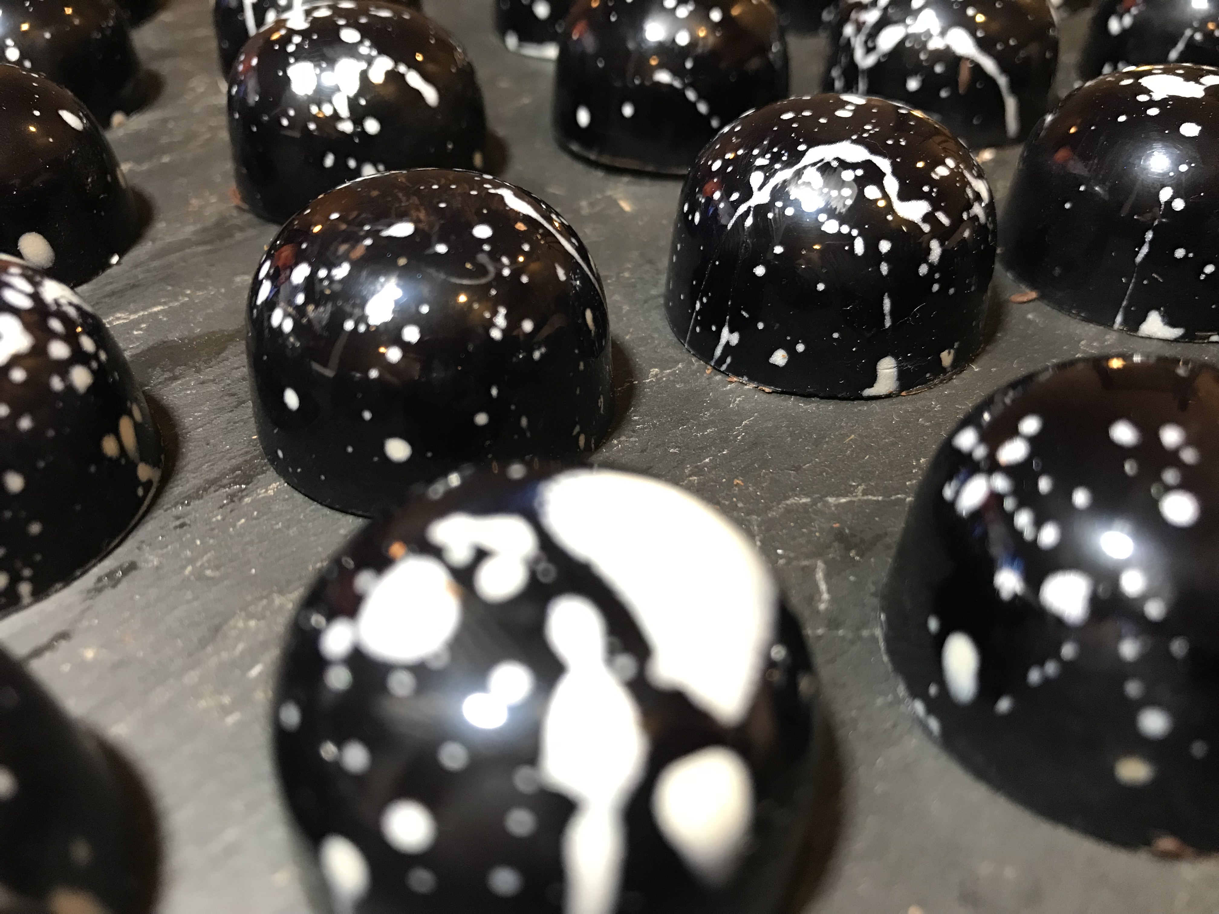 Black Wit Bonbon